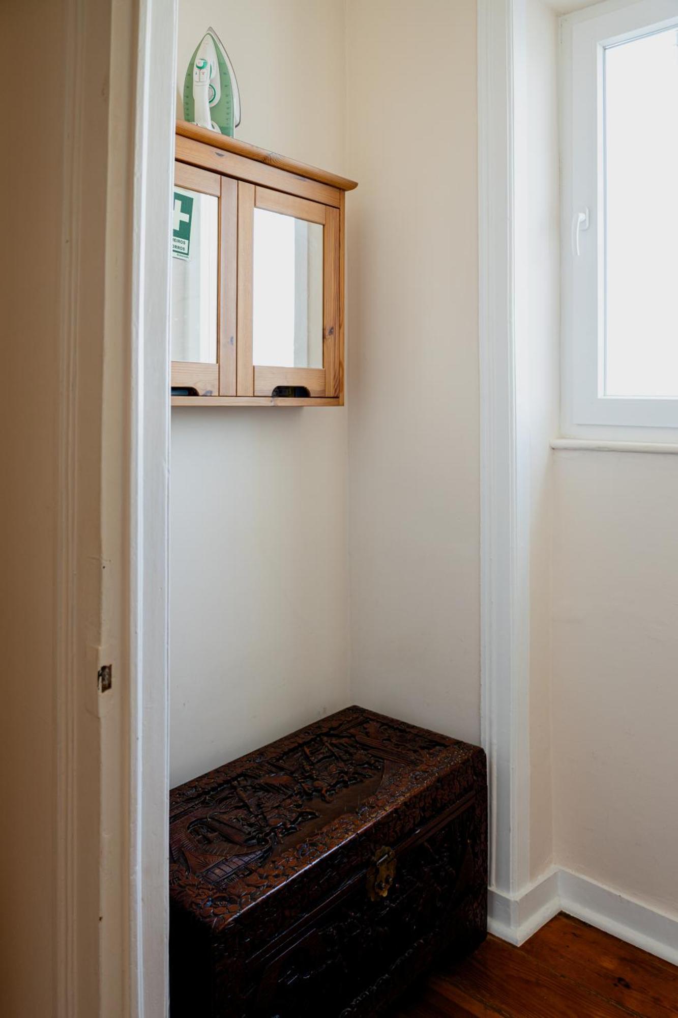 Angels Homes-N27, 3ºfloor - Bairro Tipico, Centro Lisboa Buitenkant foto